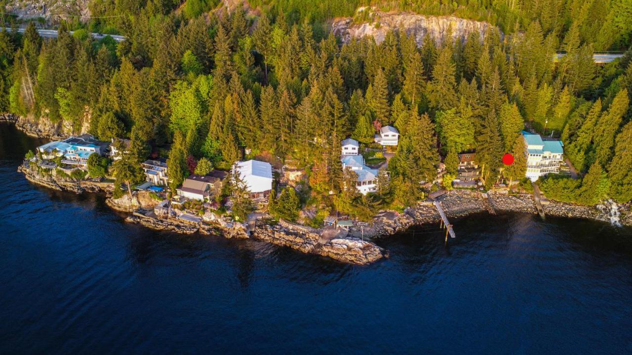 Waterfront Cottage With Superb Coastline Views West Vancouver Zewnętrze zdjęcie