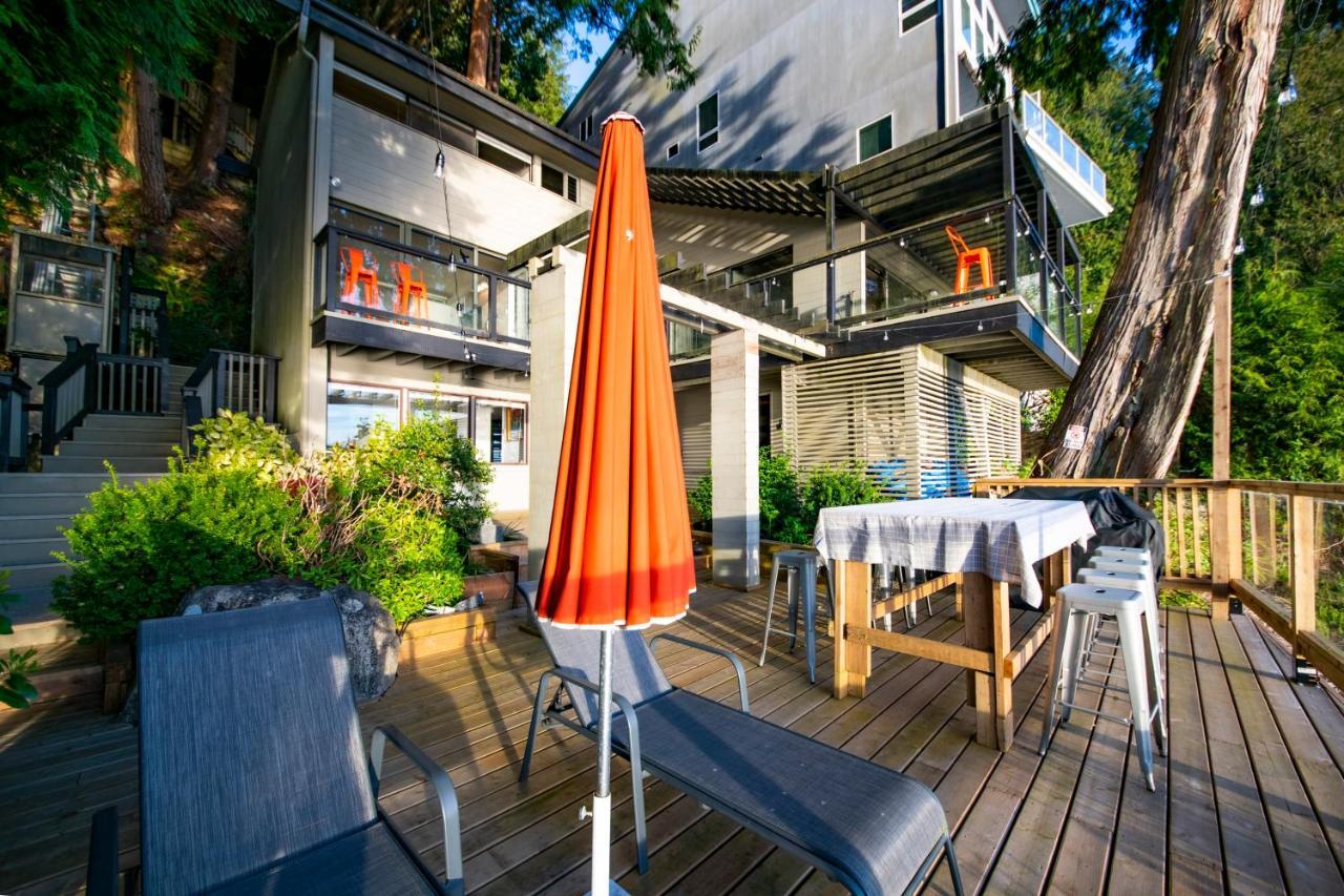 Waterfront Cottage With Superb Coastline Views West Vancouver Zewnętrze zdjęcie